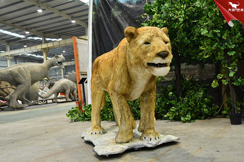 仿真動物模型-洞獅